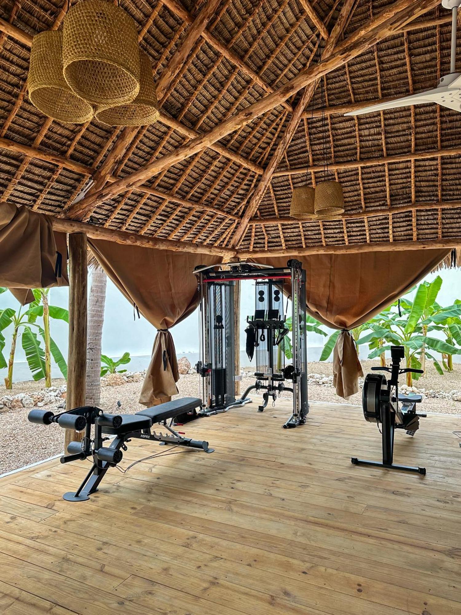 The Oasis Residence 江比阿 外观 照片